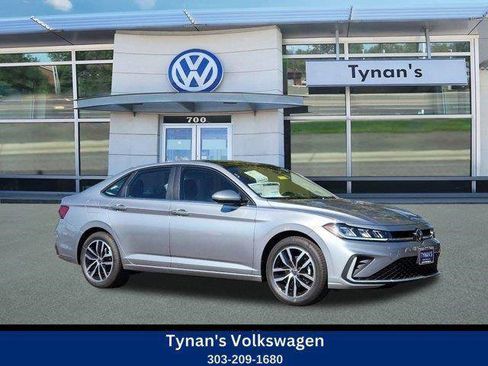 New 2025 Volkswagen Jetta SE image 1