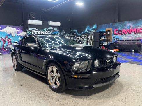 Used 2007 Ford Mustang GT Premium RWD image 7