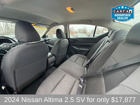 Used 2024 Nissan Altima 2.5 SV image 7
