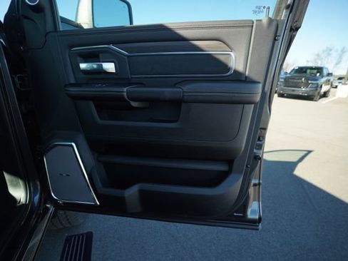 New 2026 RAM 2500 Laramie AWD/4WD image 20