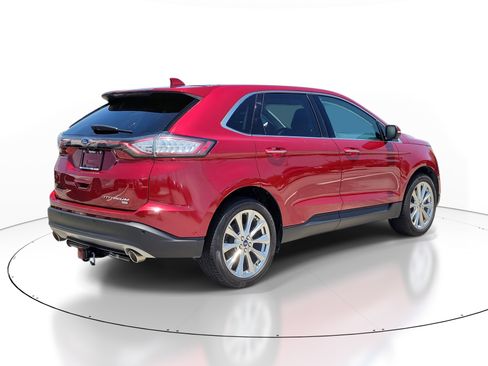 Used 2017 Ford Edge Titanium w/ Equipment Group 302A AWD/4WD image 6