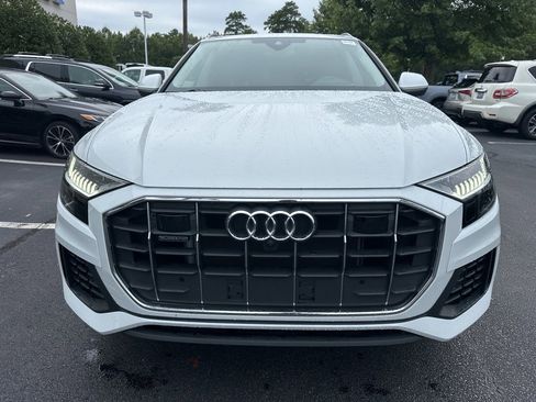 Used 2023 Audi Q8 Premium Plus image 8