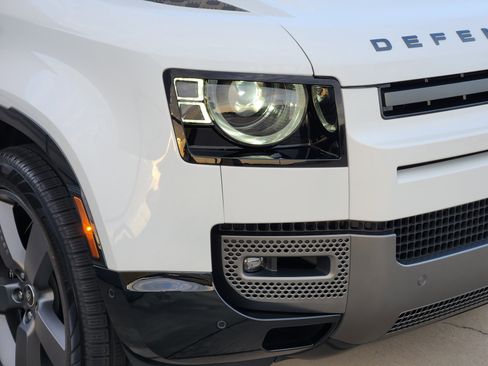 New 2025 Land Rover Defender 130 V8 image 8