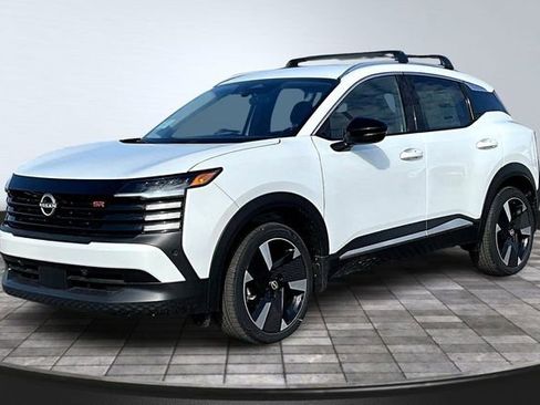 New 2026 Nissan Kicks SR w/ Cold Weather Package image 1