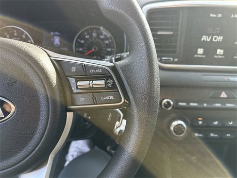 Used 2022 Kia Sportage LX image 27