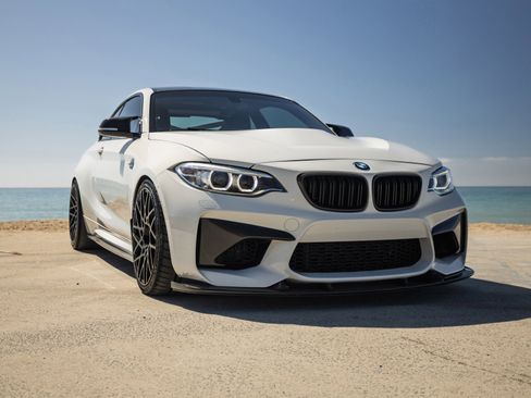 Used 2017 BMW M2 image 3