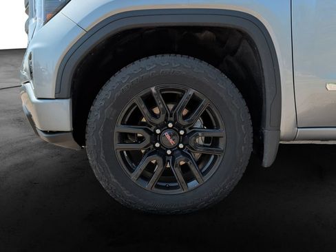 Used 2024 GMC Sierra 1500 Elevation AWD/4WD image 9