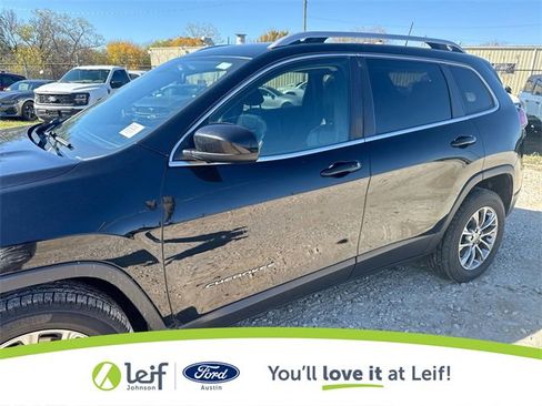 Used 2019 Jeep Cherokee Latitude Plus image 35