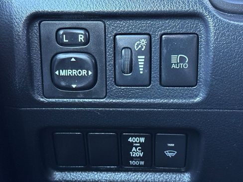 Used 2022 Toyota 4Runner SR5 image 41