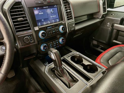 Used 2019 Ford F150 Lariat w/ Equipment Group 502A Luxury AWD/4WD image 25
