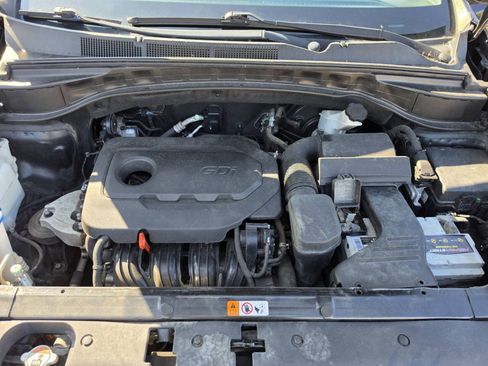 Used 2018 Hyundai Santa Fe Sport FWD image 28