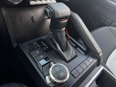 Used 2026 Toyota Tacoma TRD Sport image 17