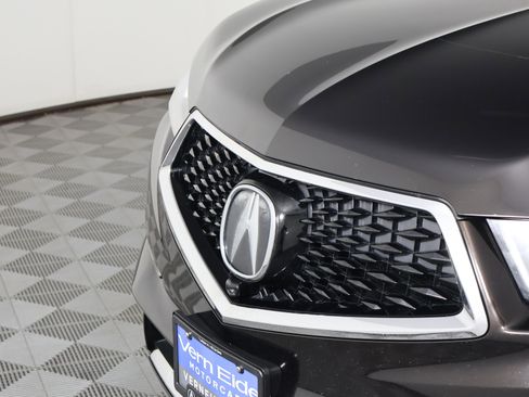 Used 2017 Acura MDX Sport Hybrid w/ Advance Pkg image 11