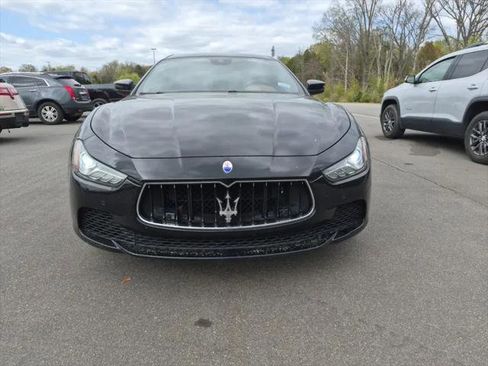 Used 2017 Maserati Ghibli S image 22