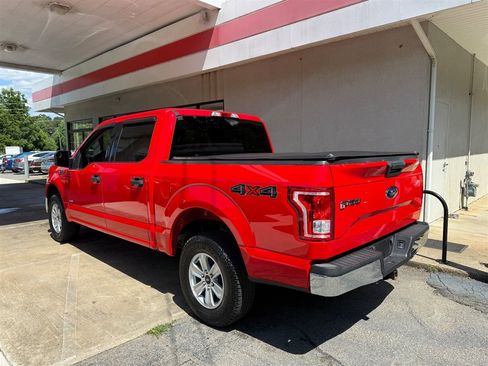 Used 2017 Ford F150 XLT AWD/4WD image 12