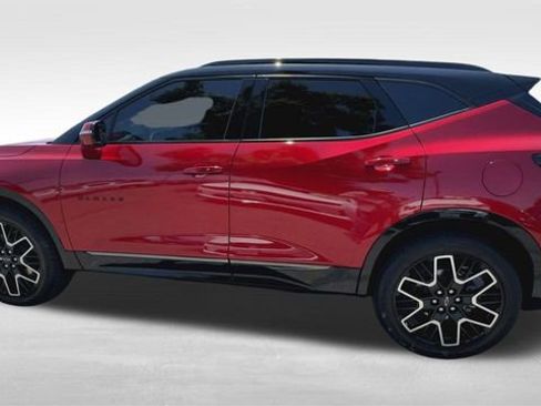 New 2025 Chevrolet Equinox LT w/ Safety and Technology Package image 62