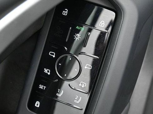 Used 2025 Audi Q5 Premium w/ Convenience Package AWD/4WD image 12