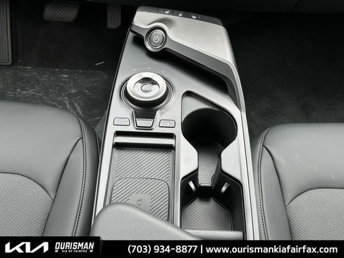 New 2025 Kia EV6 Light image 13
