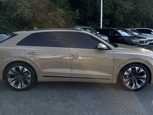 Used 2024 Audi Q8 Prestige w/ Prestige Package AWD/4WD image 20