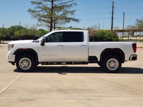 Used 2022 GMC Sierra 3500 Denali w/ Denali Ultimate Package AWD/4WD image 4