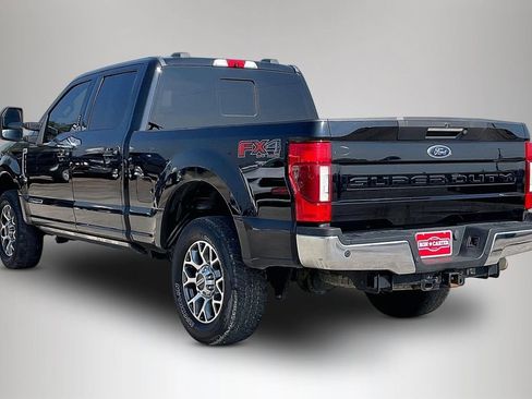 Used 2020 Ford F250 Lariat w/ Lariat Ultimate Package image 4