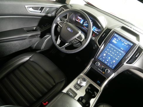 Used 2023 Ford Edge SEL w/ Convenience Package AWD/4WD image 9