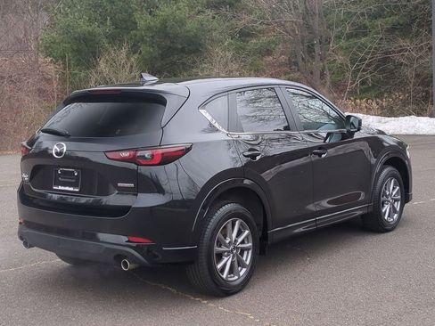 Certified 2025 MAZDA CX-5 AWD 2.5 S w/ Preferred Package image 4