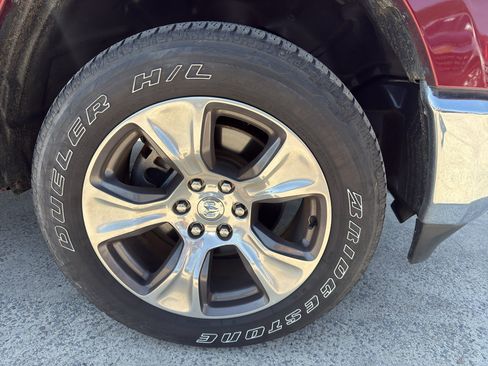 Used 2019 RAM 1500 Big Horn AWD/4WD image 9