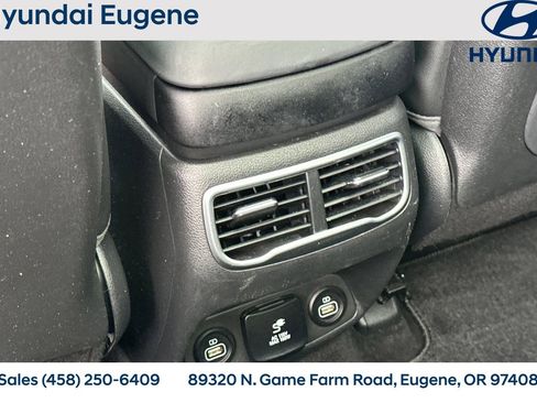 Used 2021 Hyundai Santa Fe Limited AWD/4WD image 18