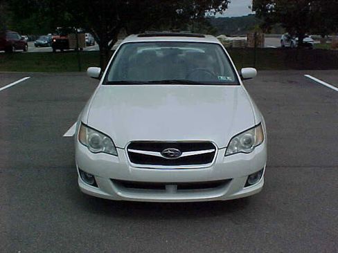 Used 2009 Subaru Legacy 2.5i Special Edition image 3