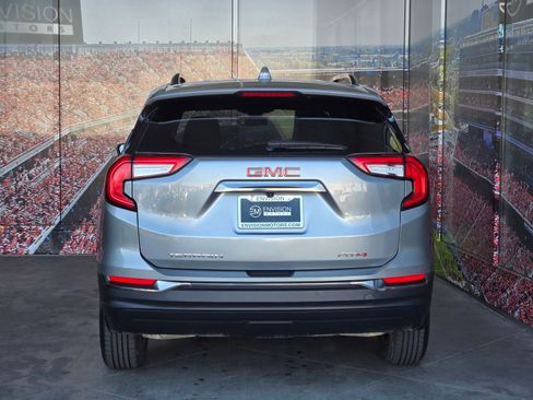 Used 2023 GMC Terrain AT4 image 7