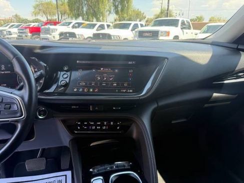 Used 2021 Buick Envision Essence w/ Sport Touring Package FWD image 14
