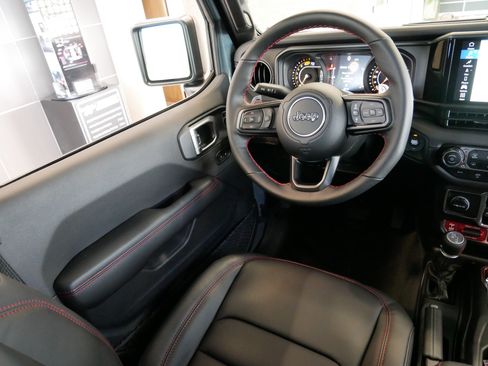 New 2026 Jeep Wrangler Unlimited Rubicon 392 w/ Quick Order Package 27X Moab AWD/4WD image 9