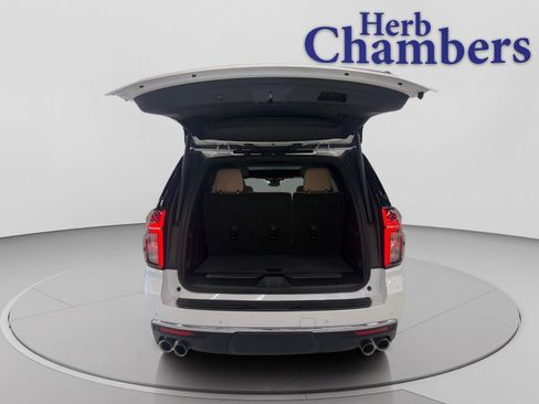 Used 2023 Chevrolet Tahoe Premier image 8