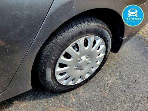 Used 2017 Nissan Sentra SV FWD image 26