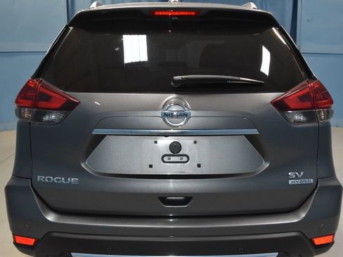 Used 2019 Nissan Rogue SV w/ Premium Package image 27