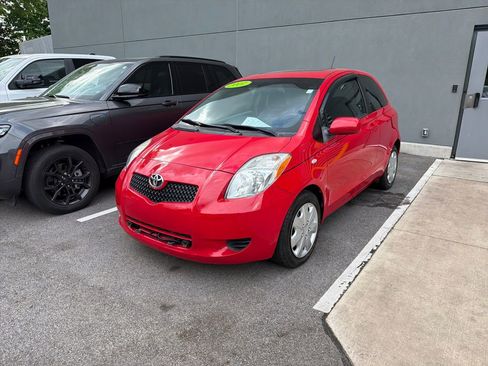 Used 2007 Toyota Yaris 2-Door Hatchback FWD image 4