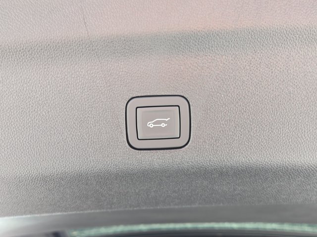 New 2026 GMC Yukon Denali w/ Denali Reserve Package AWD/4WD image 15