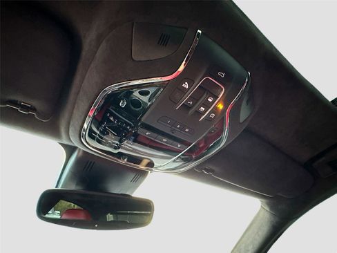 Used 2022 Maserati Quattroporte Trofeo image 16