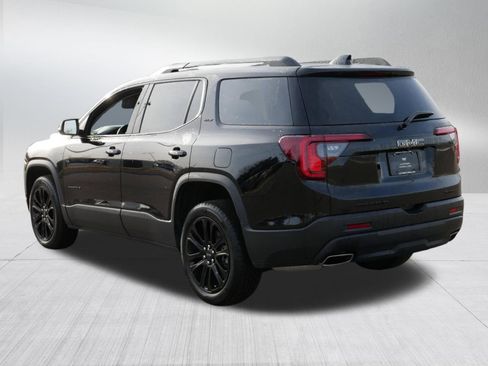 Used 2023 GMC Acadia SLT w/ Elevation Edition image 5