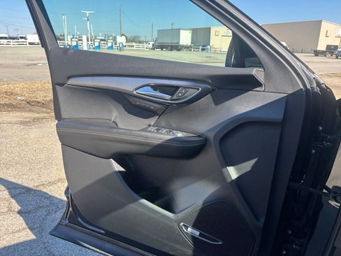 Used 2024 Buick Envision Sport Touring image 18