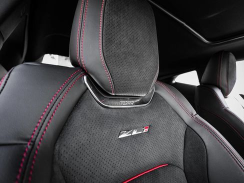 Used 2023 Chevrolet Camaro ZL1 image 41