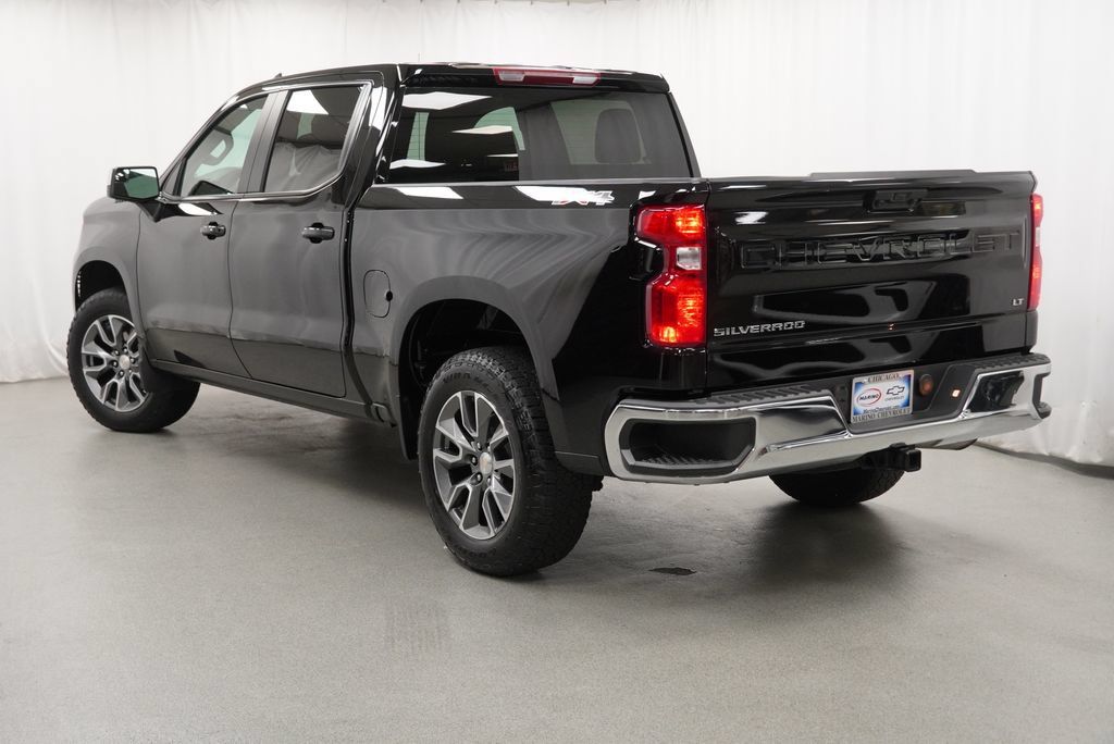 Used 2024 Chevrolet Silverado 1500 LT AWD/4WD image 25