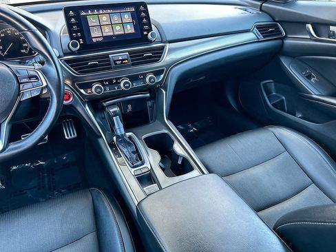 Used 2018 Honda Accord Sport image 21