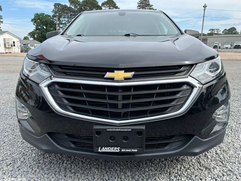 Used 2019 Chevrolet Equinox LS w/ LS Convenience Package AWD/4WD image 4