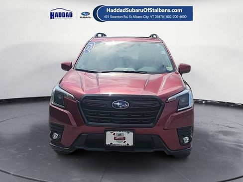 Certified 2024 Subaru Forester Premium AWD/4WD image 8