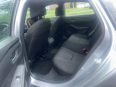 Used 2023 Honda Accord Sport image 3