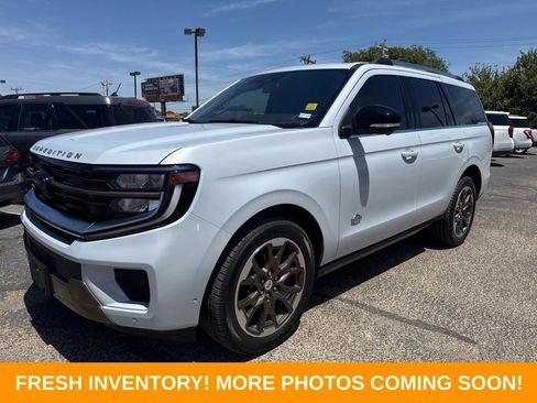 Used 2025 Ford Expedition King Ranch AWD/4WD image 5