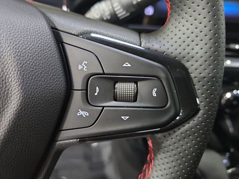 New 2026 Chevrolet Trax RS w/ Sunroof Package image 18