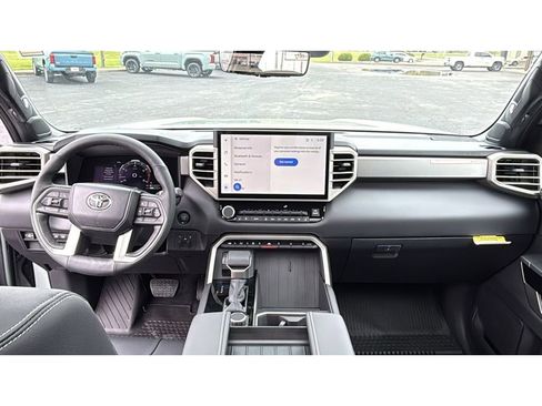 New 2026 Toyota Tundra Limited AWD/4WD image 33